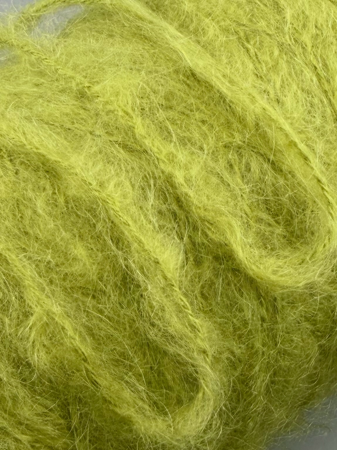 Sesia Milledue – Mohair & Schurwolle 120m/100g Olivgrün 1820